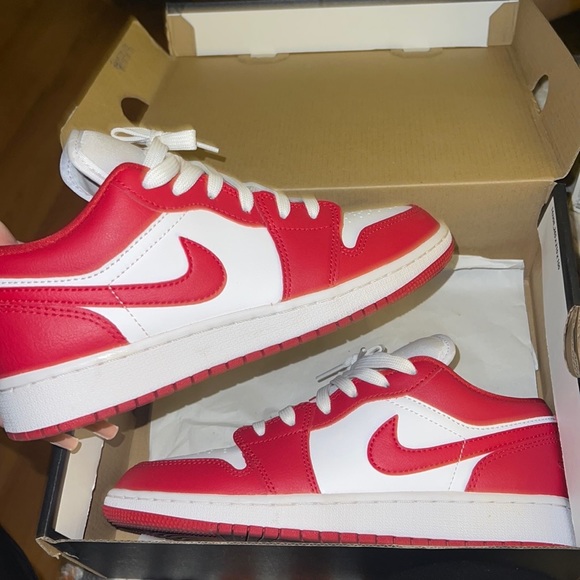 air jordan low gym red gs